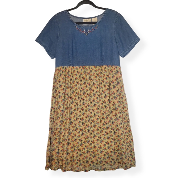 Vintage 90s Erika Studio Cottagecore Floral Dress - Picture 2 of 9